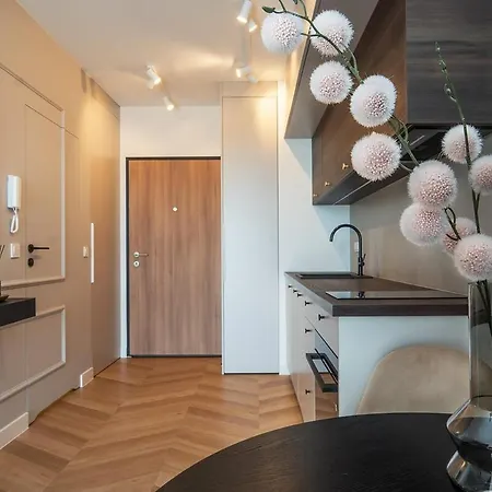 Przystanek Miedzylesie Apartment
