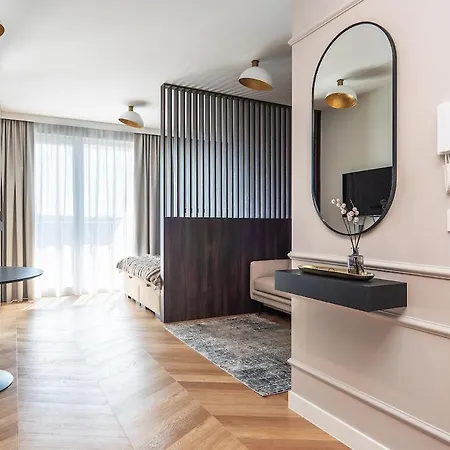 Apartment Przystanek Miedzylesie Warsaw
